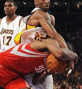 nba8月3号的湖人vs火箭队（湖人队对战火箭）