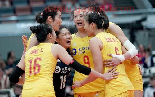 看中国女排与美国女排比赛（中国女排和美国队的比赛）