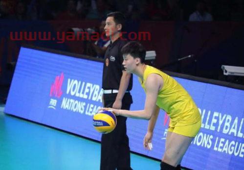 中国女排队员郑益昕的资料（女排队员郑益昕生活照）