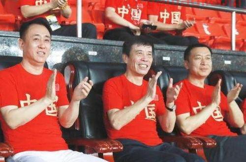 国足是不是主场球队的老板（国足是不是主场球队的老板呀）