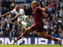 曼城逆转曼联夺冠分数线(曼城反超曼联夺冠)